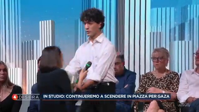 Svenimento in diretta a #4disera