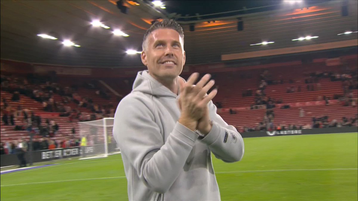"I'm falling in love with them as well" ❤️ Rob Edwards is feeling the connection with the Middlesbrough fans 🤝