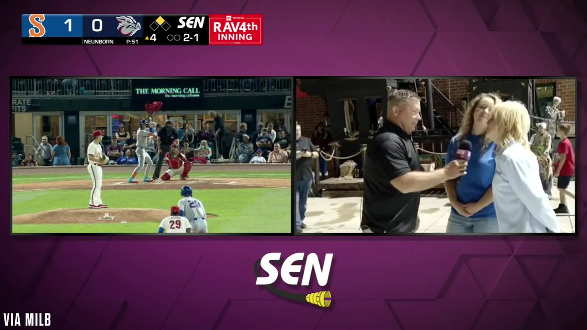 Carson Benge with an RBI triple for Triple-A Syracuse 💪