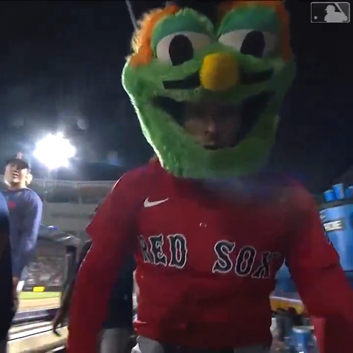 Breggy ties it up!
