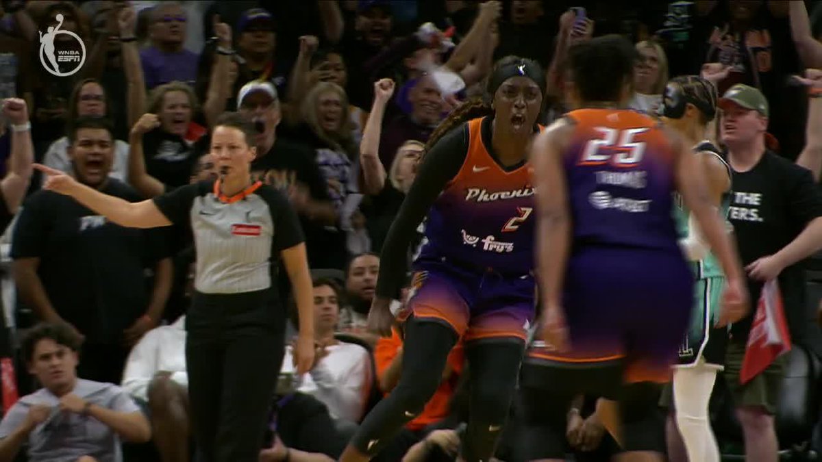 KAHLEAH COPPER WITH THE DAGGER TO SEND THE PHOENIX MERCURY TO THE SEMIFINALS 🔥 The Mercury eliminate the defending champ New York Liberty.