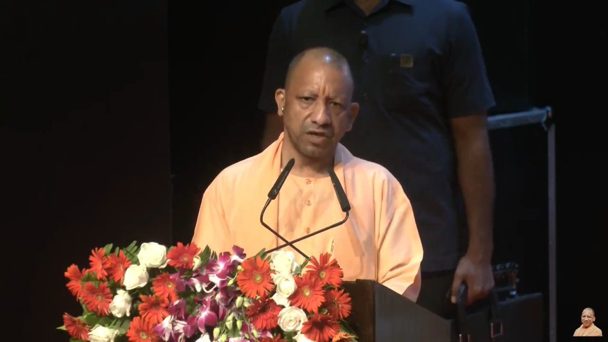 परसों से शारदीय नवरात्रि, जगज्जननी माँ भगवती के अनुष्ठान की तिथि है... अगर कोई व्यक्ति सुरक्षा में सेंध लगाने की नीयत से आया है तो वहां पर सख्ती से निपटने की तैयारी भी होनी चाहिए...