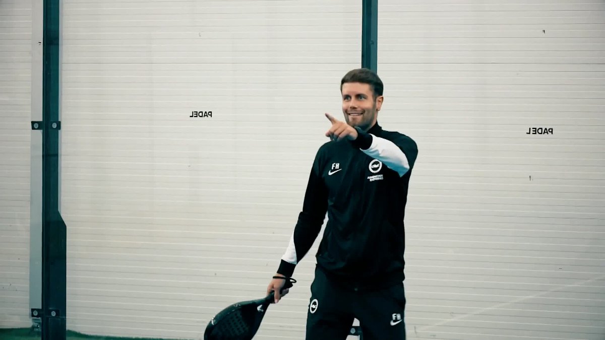 "If Thomas [Frank] is open to that I'd play him" 😅 Could we see Fabian Hürzeler face Thomas Frank on the padel court following Brighton's clash with Spurs this afternoon? 🎾