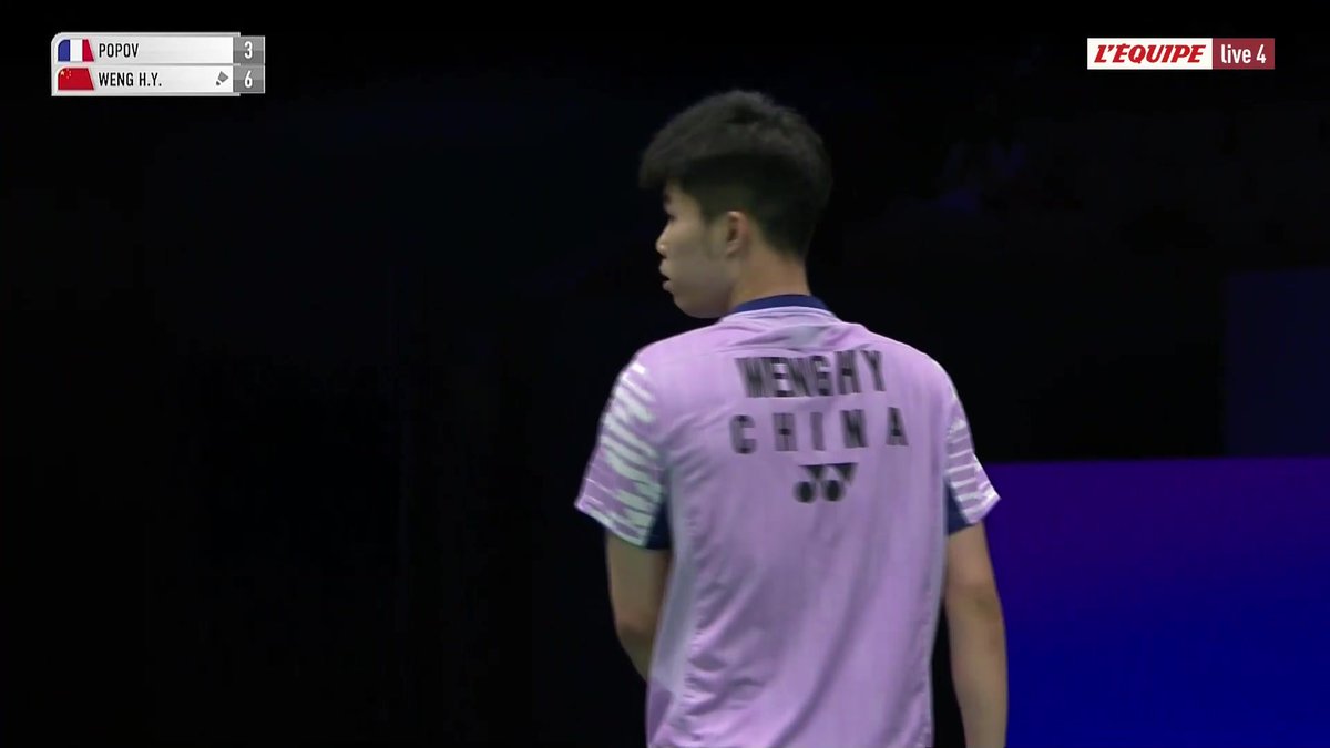 Christo Popov revient à hauteur dans ce début de premier set La rencontre à suivre sur L'Équipe live > #lequipeBADMINTON