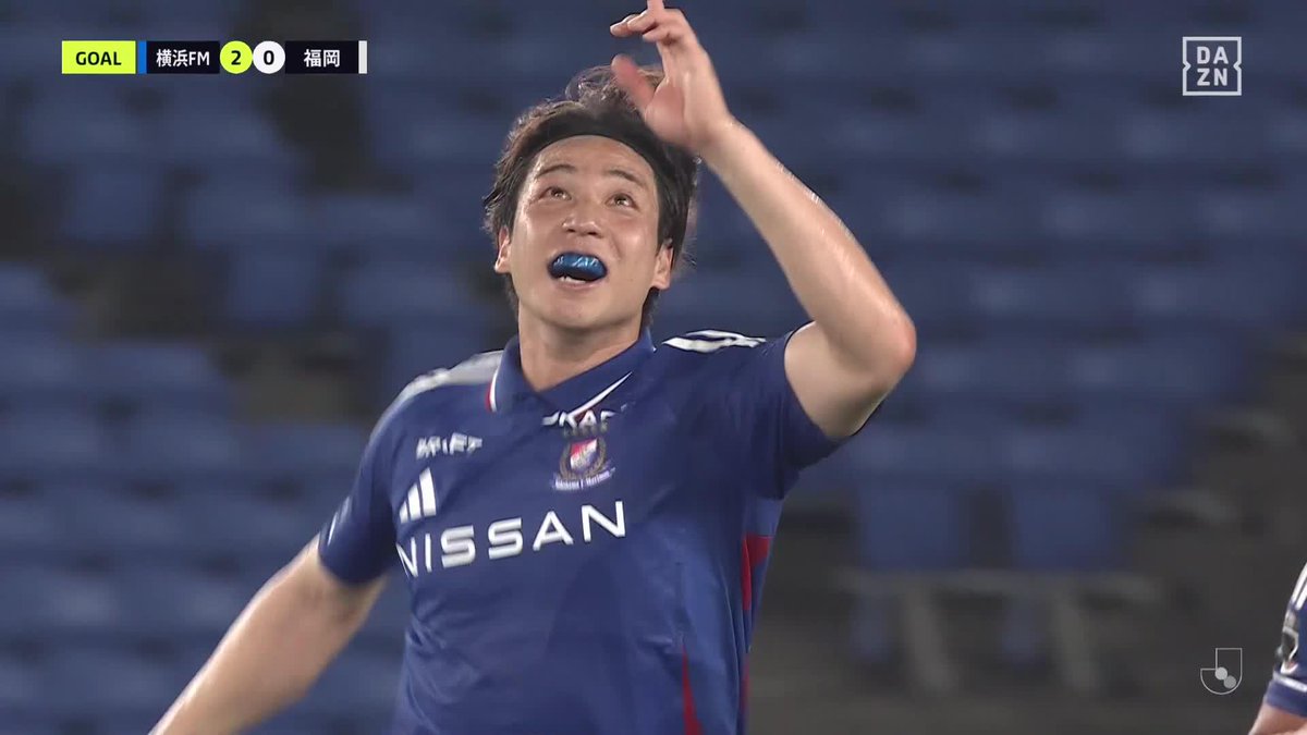 ゴールへ流し込むようなボレーシュート! コーナーキックのチャンスから相手を剥がした #角田涼太朗 がボールの芯を捉える ボレーシュートを決めた! 🏆明治安田J1第30節 🆚横浜FM×福岡 🆓#DAZN 無料ライブ配信 ⏩ #Jリーグ #だったらDAZN #Jみようぜ #無料だぞーん