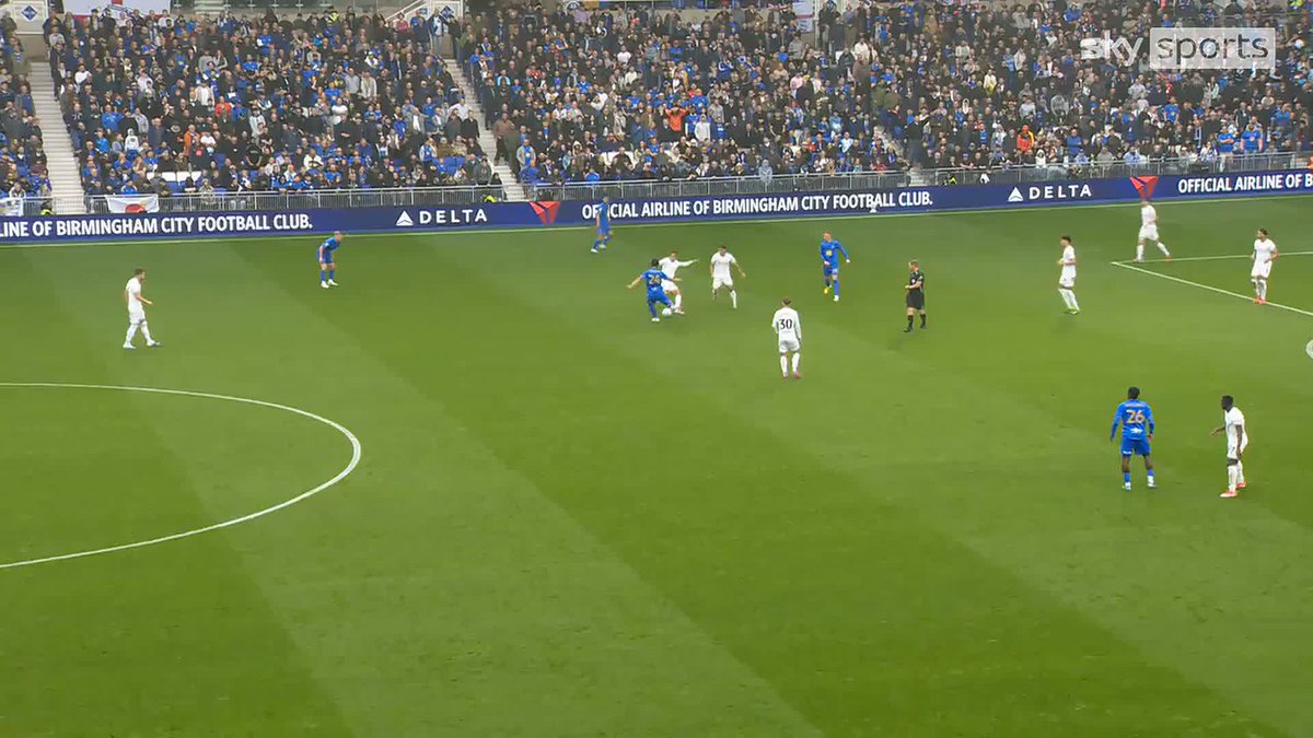 Was this onside?! Swansea's opener has been ruled out against Birmingham ❌