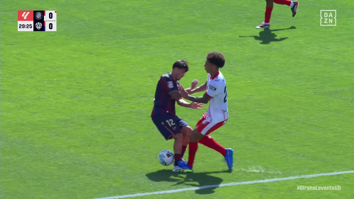 A LA CALLE. SEGUNDA AMARILLA Y WITSEL SE VA EXPULSADO 🟥 🔗 #LALIGAenDAZN ⚽️
