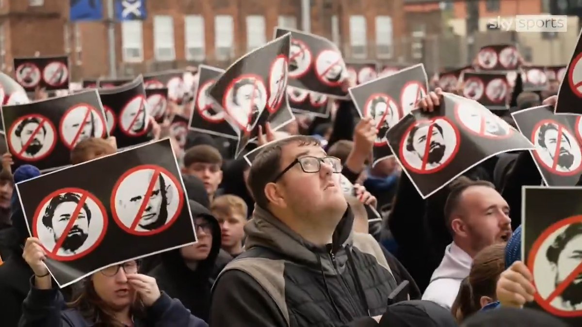 🗣️ “The Rangers fans have had enough… There’s no way back” Kris Boyd reacts to the scenes outside Ibrox as supporters protest against head coach Russell Martin & CEO Patrick Stewart ahead of their League Cup clash against Hibs ⤵️