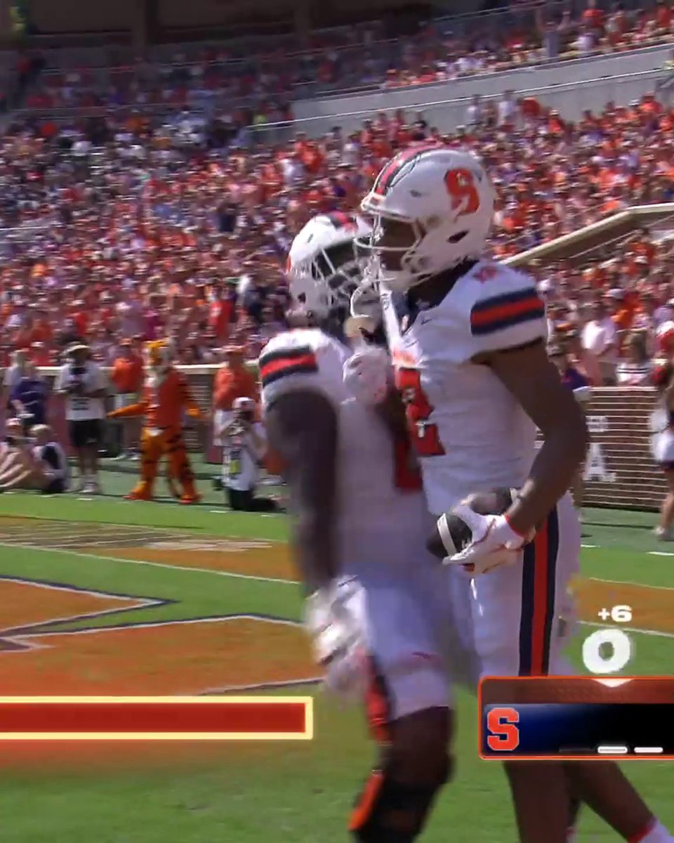 Justus Ross-Simmons mossed him 🥶 Syracuse Football