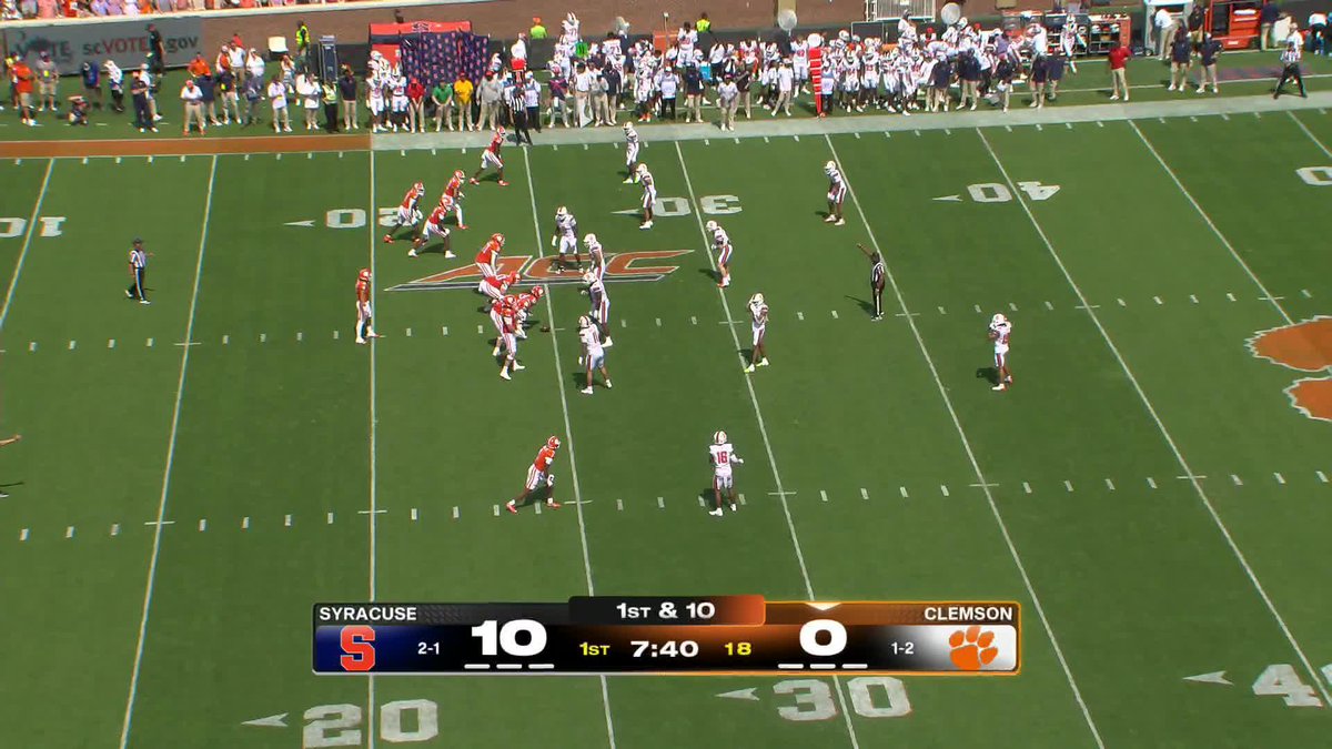 A SURPRISE ONSIDE KICK 😳 Syracuse pulling out all the stops!