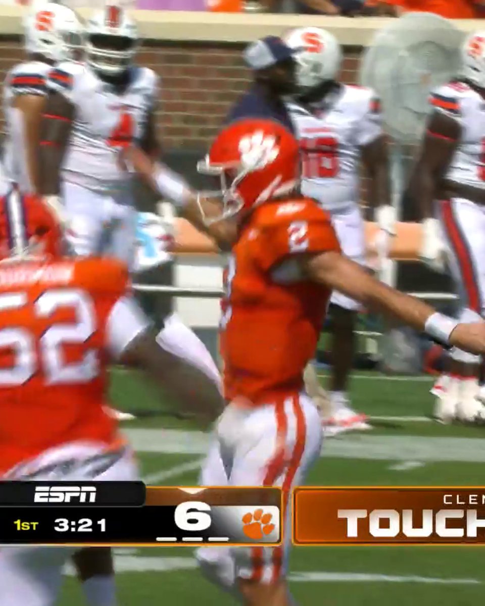 CADE KLUBNIK THREW A DIME ON THIS TD 🎯