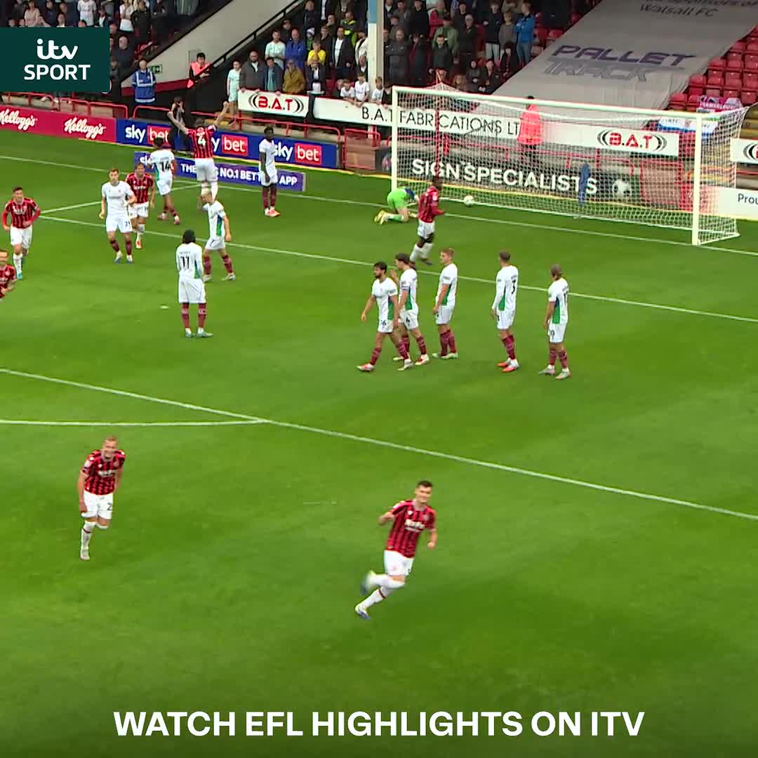 Bosh! 👊 Evan Weir with a stunning free kick for Walsall FC