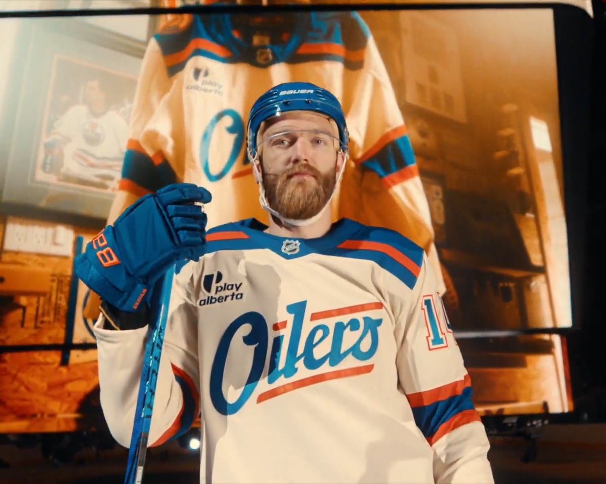 Built to work. Built to win. 💪 Presenting the new #Oilers alternate jersey, now available for pre-order at