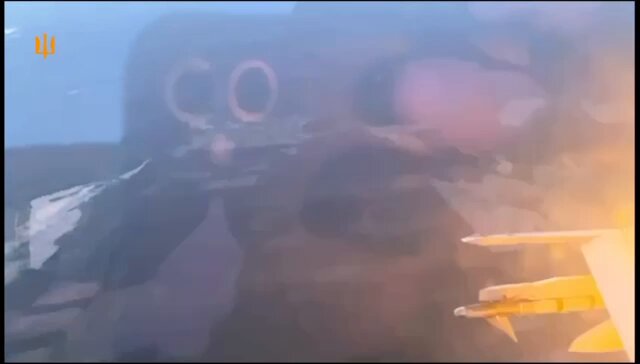 🔥F-16 fighter jets of the 🇺🇦Ukrainian Air Force shoot down 🇷🇺Russian Kh-101 cruise missiles during the today’s morning attack We are very grateful to our partners for the fighter jets they have provided; just today, they saved someone's life🫡