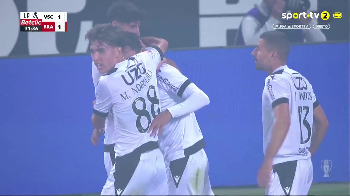 Mitrovic com um golaço à lei da bomba 🚀 #sporttvportugal #LigaPortugalBetclic #VitoriaSC #SCBraga #betanolp