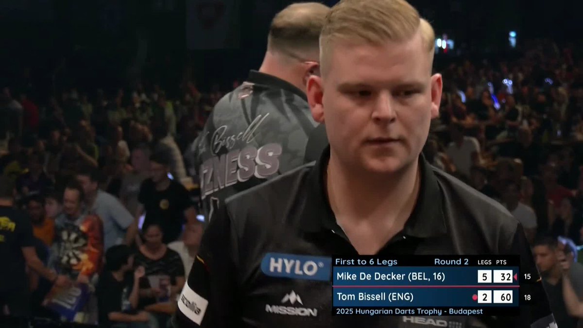 DE DECKER BREEZES PAST BISSELL! Mike De Decker completes our Round Three line-up at the Hungarian Darts Trophy! The World Grand Prix champion defeats Tom Bissell 6-2 to set up a clash with Luke Humphries tomorrow afternoon! 👀 📺 #ET12 | R2