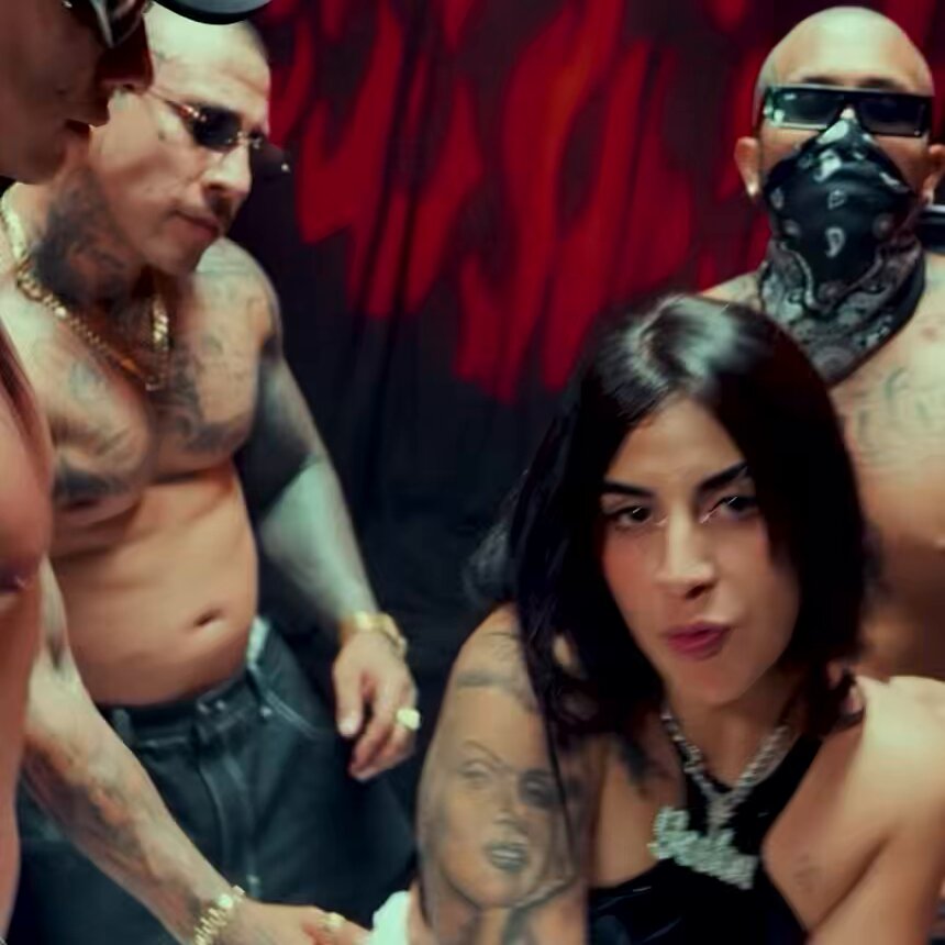 DISPONIBLE Ahora Lady Yeska X El Pinche Mara #RapMexicano