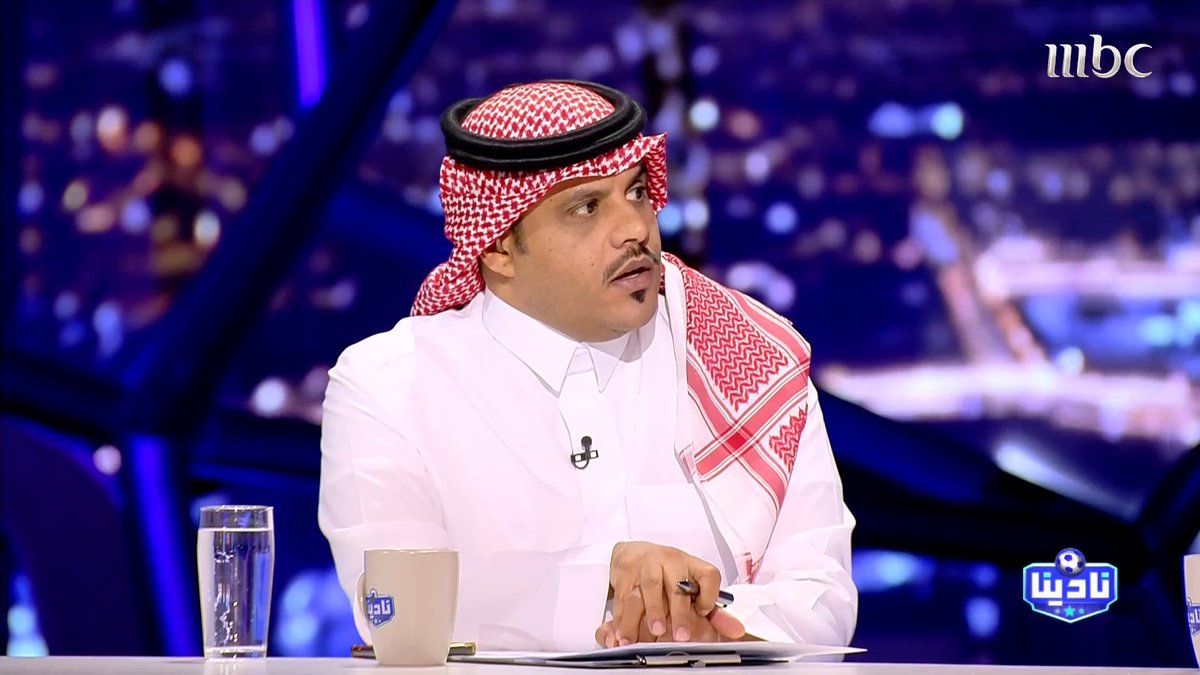 شخصياً مااحب طريقة الثلاث مدافعين لان تعقيداتها كثيرة كطريقة لعب اساسية لك ولكن اكبر مشاكلها مع هلال انزاغي هو تشتيت نيفيز بين مركزين ودورين وهالامر امتد تأثيره حتى على اداء سافيتش وفاعليته