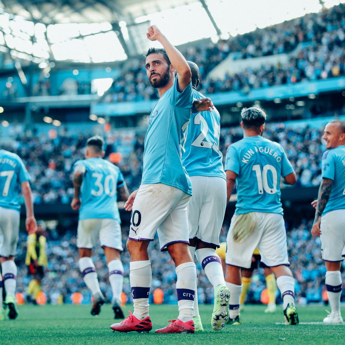 #OnThisDay: #ManCity 8-0 Watford [2019] ⚽️ [1'] David David Silva ⚽️ [7' P] Sergio Kun Aguero ⚽️ [12'] Riyad Riyad Mahrez ⚽️ [15', 48', 68'] Bernardo Silva ⚽️ [18'] Nicolas Otamendi ⚽️ [85'] Kevin De Bruyne