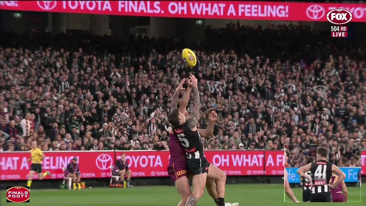 "They've paid this free kick all year." The panel reacts to that controversial play on call late that proved costly for the Magpies. #9AFLSFS | Watch on Nine & 9Now 🖥️