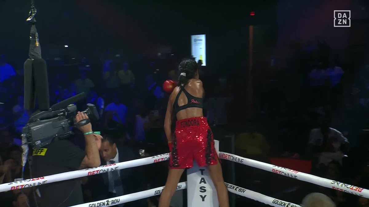 Gabriela Fundora is the future of woman’s boxing #CollazoVayson