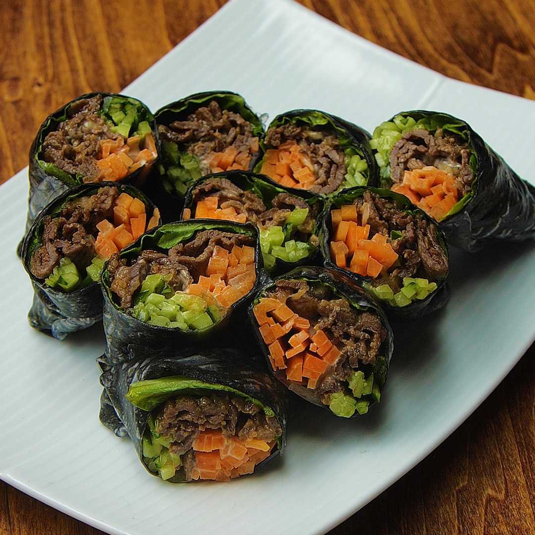 【簡単すぎて心配】ライスペーパーで韓国風のり巻き / One-Bite Rice Paper Korean Sushi Roll🥢✨