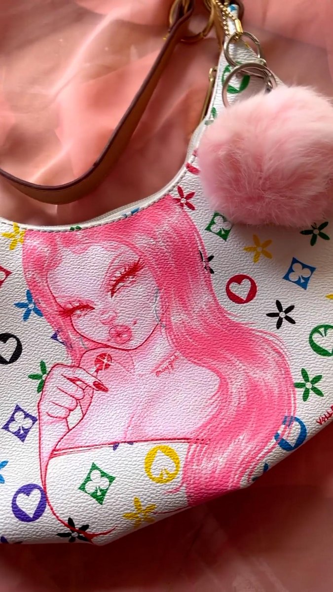 Hand Painting on Luxury Bags