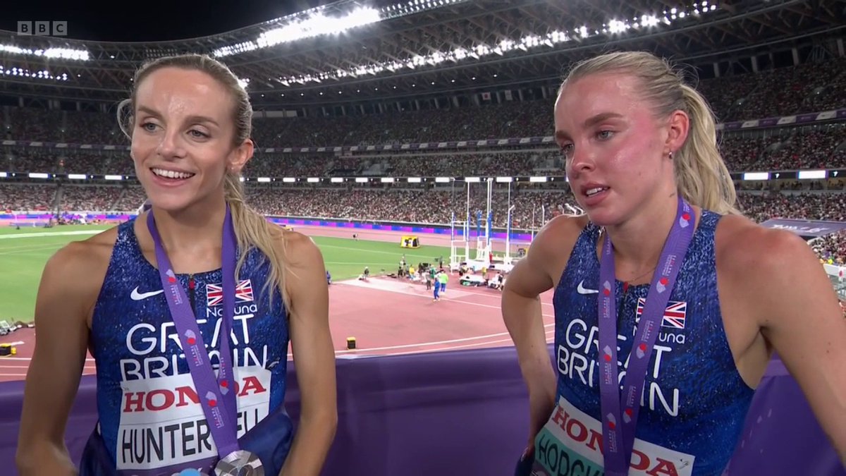 "We've both got a medal, and I'm proud of both of us." 🥈🥉 Georgia Hunter Bell and Keely Hodgkinson have been speaking after winning their silver and bronze medals respectively in the Women's 800m at the #WorldAthleticsChamps.
