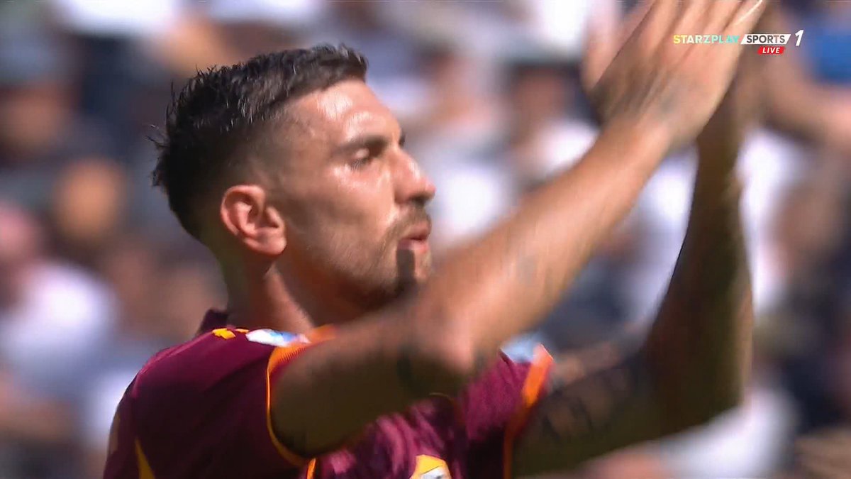 بيليغريني، لاعب مطرود من روما و تعاملت معه الإدارة بشكل قاسي! فشل ماسارا في تصريفه في الصيف و قال بأنه سيحاول تصريفه بالشتاء! عموما، يأخذه غاسبريني ويقوم بتغيير طريقة اللعب لأجل استيعابه من 3421 الى 3412، والنتيجة؟ هدف في الديربي وبدأ بالبكاء بعدها 🥲