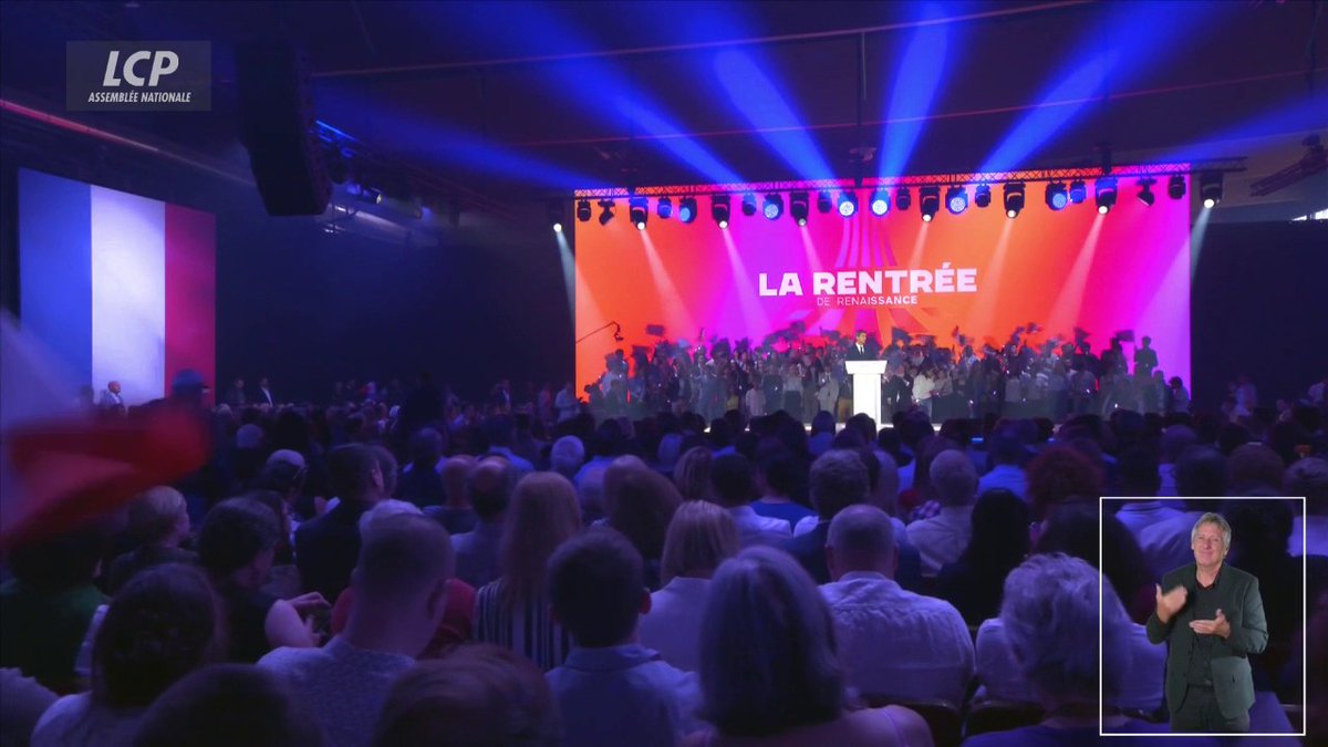 "L'origine première de cette instabilité, c'est la décision de dissoudre l'Assemblée nationale. Cette décision, je m'y étais opposé", rappelle Gabriel Attal. #Renaissance #Arras