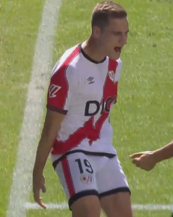 𝗝𝗢𝗥𝗚𝗘 𝗗𝗘 𝗙𝗥𝗨𝗧𝗢𝗦. ⚡️ Rayo Vallecano | LALIGAHighlights