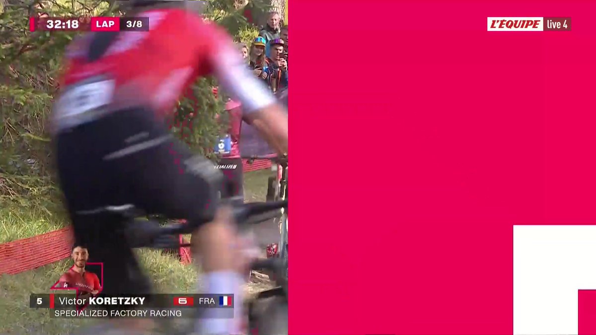 L'énorme coup dur pour Victor Koretzky qui crève dans ce troisième tour... Le direct à suivre sur L'Équipe live > #lequipeVTT