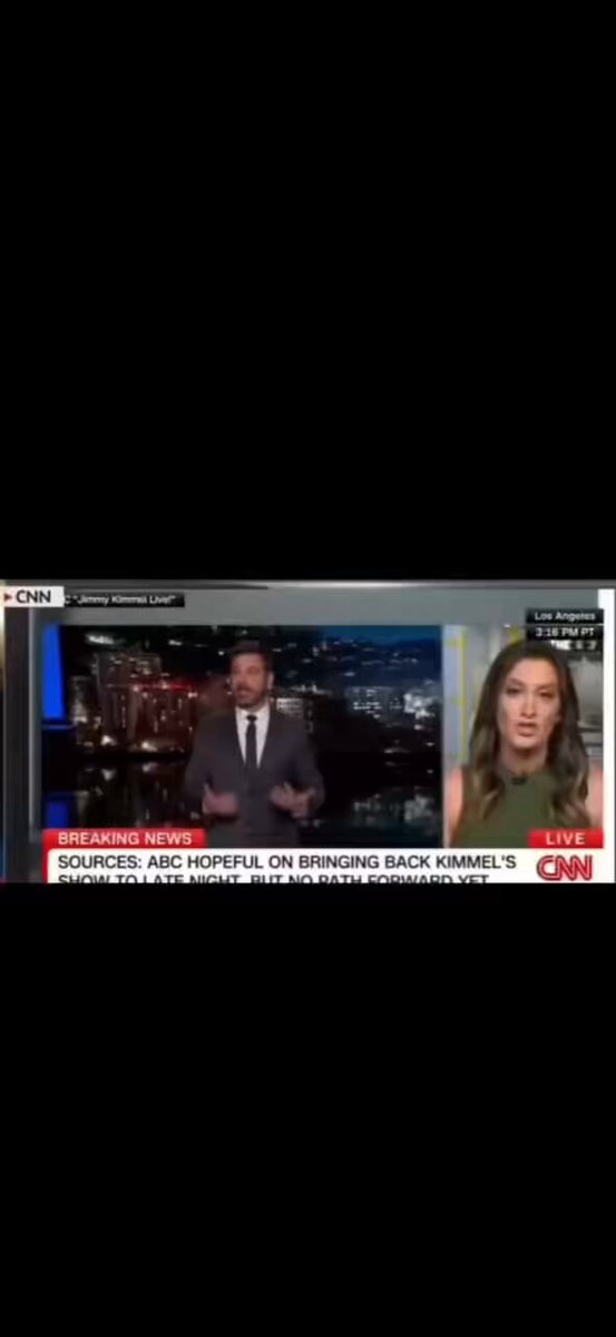 Τελικά σύμφωνα με το CNN ο Jimmy Kimmel δεν απολύθηκε ακριβώς για όσα είπε στην τελευταία εκπομπή του. Δεν είναι αυτή η πλήρης εικόνα. Η διεύθυνση του καναλιού του ζήτησε να ρίξει τους τόνους στις επόμενες εκπομπές. Ήμασταν 2-3 μέρες μετά τη δολοφονία του ιδεολογικού του αντιπάλου. Ο Kimmel αντίθετα παρουσίασε ένα μονόλογο για την επόμενη εκπομπή με τον οποίο θα έκανε ακριβώς το αντίθετο. Εκεί είναι που η διεύθυνση τον έκοψε. Ερώτηση: Είσαι εσύ υπεύθυνος ενός καναλιού, βρισκόμαστε 2 μέρες μετά από μια συγκλονιστική πολιτική δολοφονία, η χώρα είναι σε σοκ, η πλευρά του δολοφονημένου πενθεί και βρίσκεται σε οργή. Θεωρείς υπεύθυνο να βγάλεις από τον αέρα του καναλιού σου σε prime time σκληρή κριτική για την πλευρά του δολοφονημένου (ή και για οποιαδήποτε πλευρά); Ή Θεωρείς υπεύθυνο να κατεβάσεις τους τόνους μέσα από τον αέρα του καναλιού σου και να περάσεις μήνυμα ενότητας εκείνες τις δύσκολες στιγμές; Εσύ τι θα έκανες αν ήσουν ο υπεύθυνος;