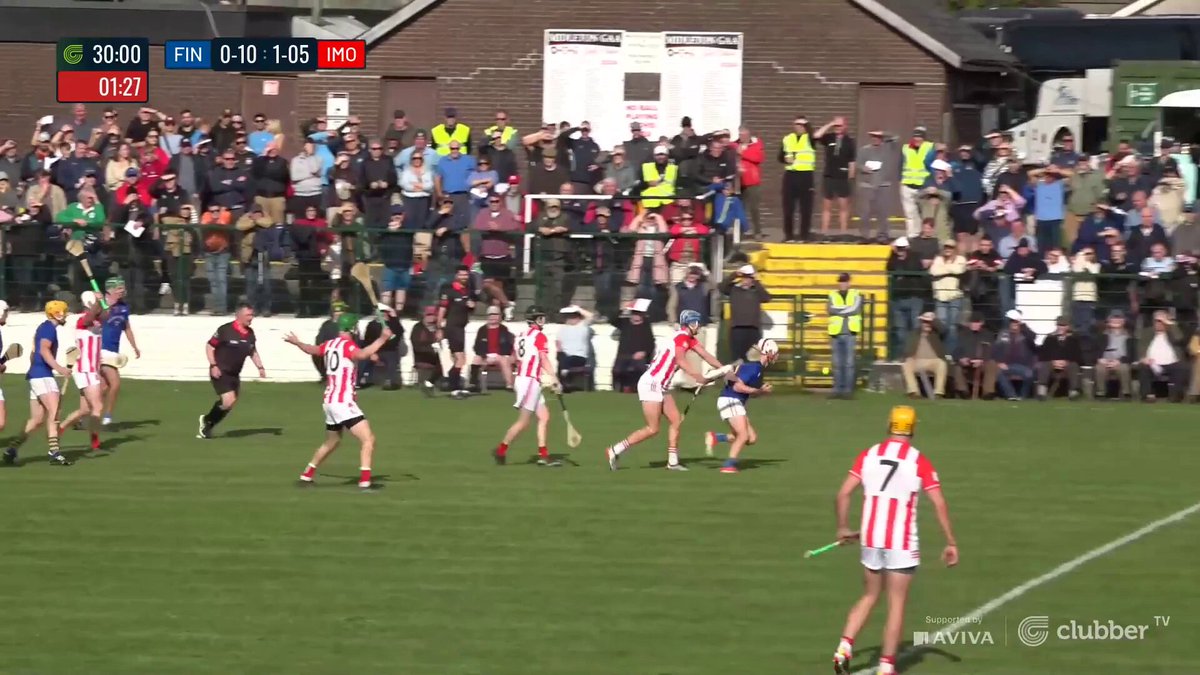Brian Hayes pushes out the lead for St Finbarr’s National H&F Club with a fine goal 🔵🟡 Watch the Cork GAA PSHC only on ➡️ 🔗