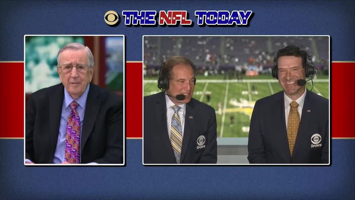 Jim Nantz and Brent Musburger share a moment on the NFL Today throwback show 🥹
