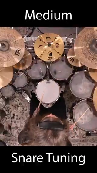 Low, medium, or HIGH snare drum tuning? #SnareDrum #DrumTuning #Drummer #Drums