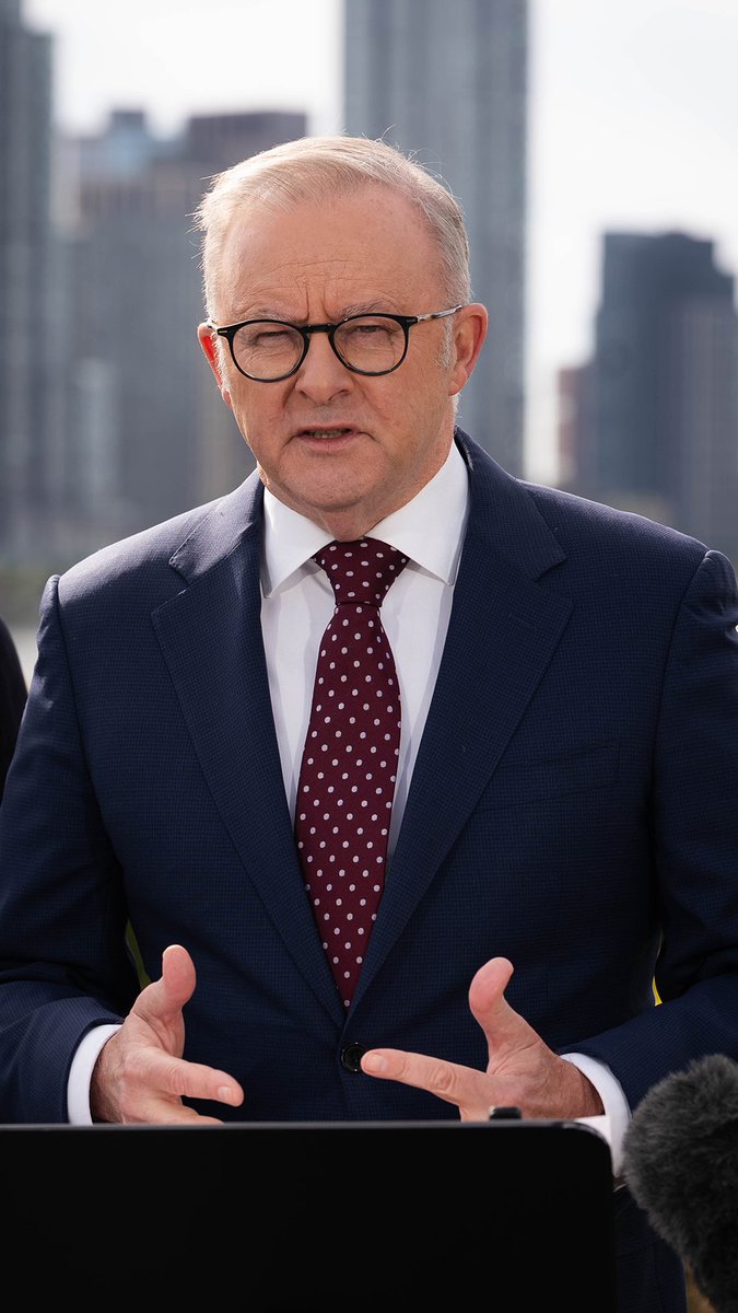Australia will continue to work with our international partners to build on today’s act of recognition and to bring the Middle East closer to lasting peace and security.