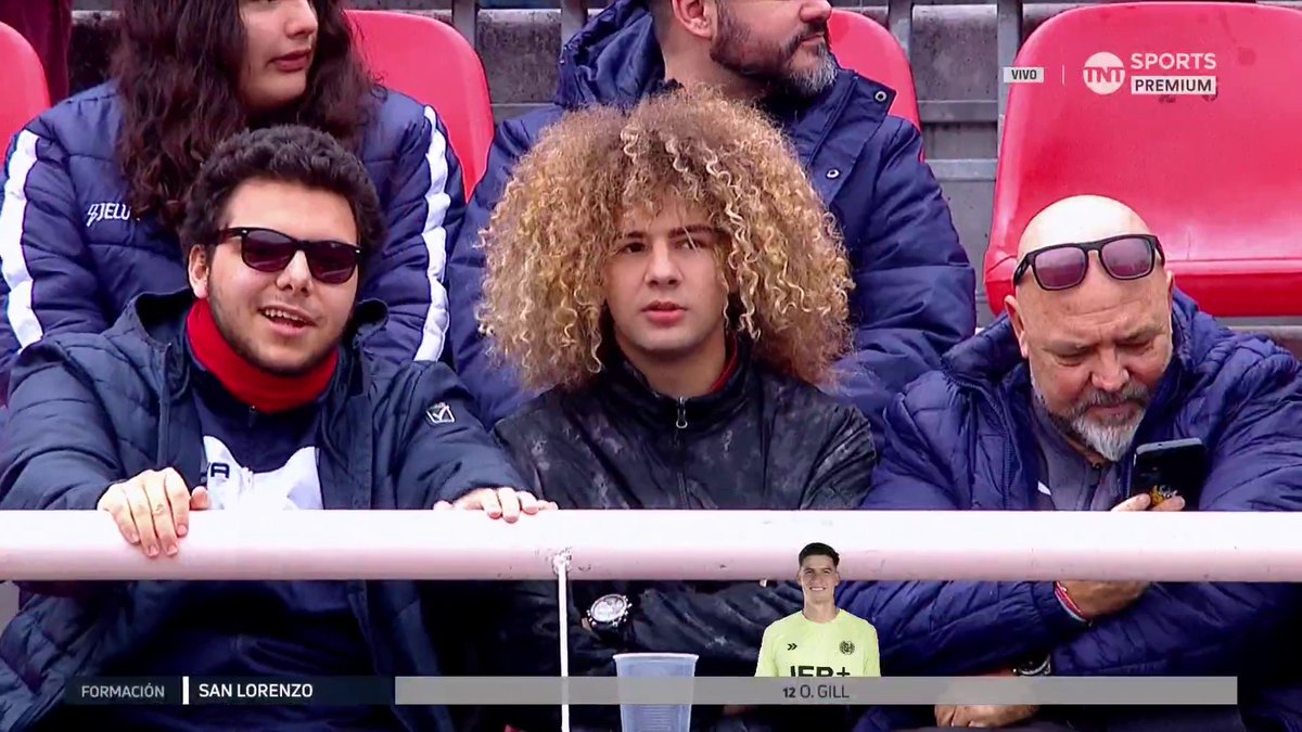 El que prometió que se cortaba el pelo si Independiente gana 2 partidos seguidos.