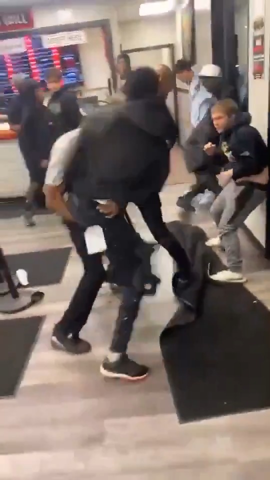 Physical fight in Kalamazoo, Michigan devolved into a shooting yesterday. 2 people were shot in the stomach and 2 others were shot in the foot according to police. 1 person has been arrested... #CityLife #ego #FailedState #Kalamazoo #michigan #crime #decay #urban #democrats