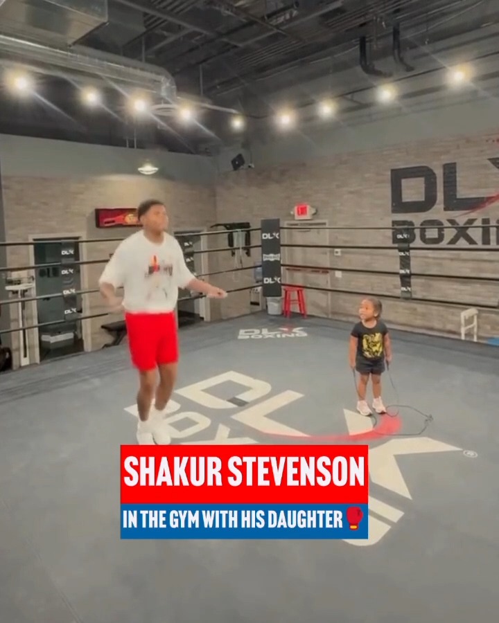 Shakur Stevenson jumping rope in the gym with his daughter earlier this week ❤️