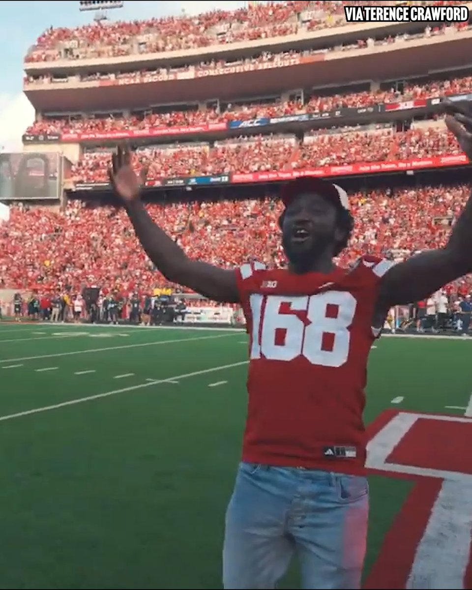 Terence Crawford had Nebraska football fans HYPED at the Michigan game yesterday 🗣️ Could we ever see a homecoming fight for ‘Bud’ at Memorial Stadium? 🏟️