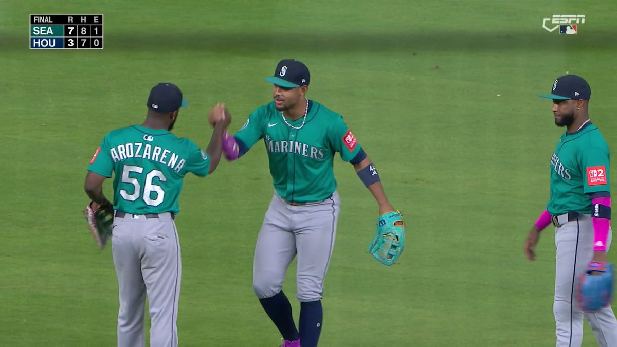 A STATEMENT SERIES FROM SEATTLE 😤 The Mariners sweep the Astros to go up three games in the race for the AL West 🔱