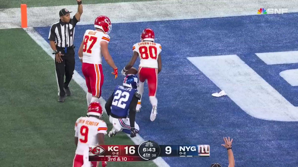 ☝️Excuse me ref THAT is a catch!
