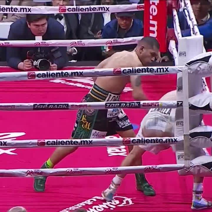 中谷潤人の対戦相手 セバスチャンエルナンデスは20戦無敗18KOのハードパンチャー。 かなり危ない相手ですね。