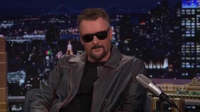 .Taylor Swift kept her promise by giving Eric Church her first gold record after she replaced him on a major country music tour! #FallonTonight