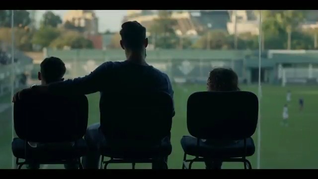 '𝗘𝗻 𝘀𝗶𝗹𝗲𝗻𝗰𝗶𝗼', la resiliencia de ISCO ALARCON 👤🎞️ El documental sobre la historia de superación de nuestro capitán celebra hoy su premiere mundial en el Donostia Zinemaldia - Festival de San Sebastián 🎬🌏