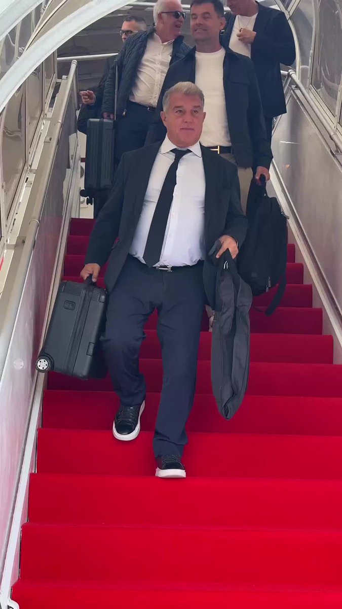 Our delegation has arrived in Paris. #BallonDor