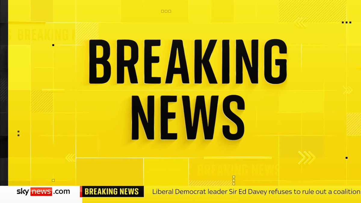 BREAKING: A fifth charity as dropped the Duchess of York as a patron after it emerged she sent an email apologising to paedophile financier Jeffrey Epstein for publicly disowning him. Sky's Mollie Malone has the latest 👇🏼 📺 Sky 501, Virgin 602, Freeview 233 and YouTube