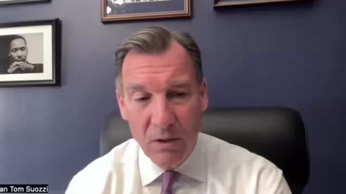 Democrats need to talk about the 5 most important issues facing the American people. Affordability/the economy, immigration, taxes, crime and healthcare. This is where our focus should be.
