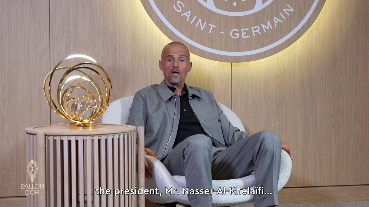 Luis Enrique from Paris Saint-Germain is the Men's Johan Cruyff Trophy winner! He got a message for us 💬 #ballondor
